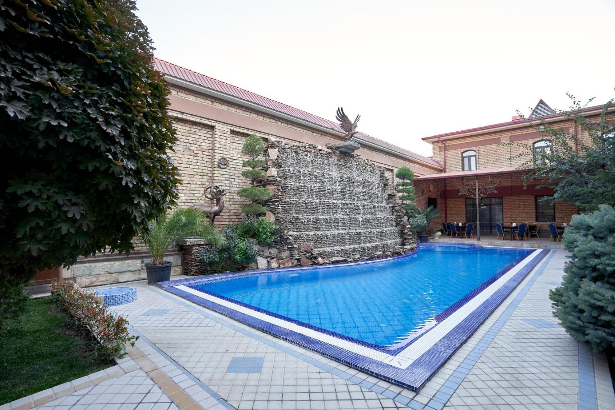 Rakat Plaza Hotel ทาชเคนต์ ภายนอก รูปภาพ